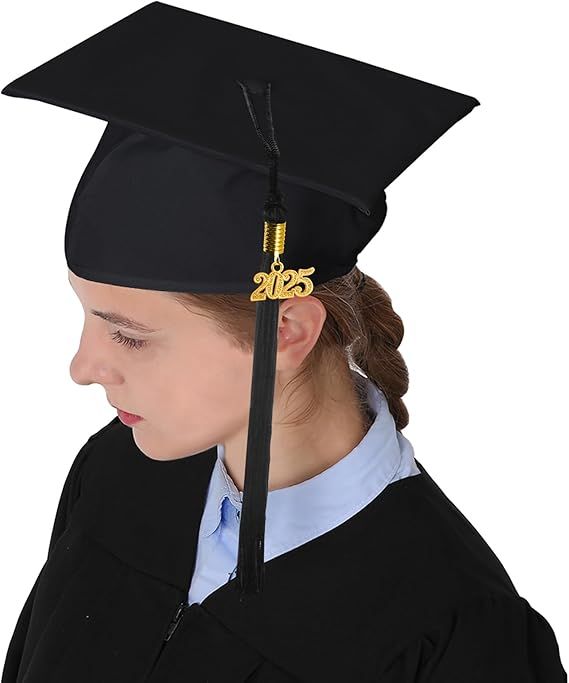 Unisex Matte 4 PCS Graduation Cap and Gown
